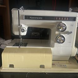 Vintage Early 70S Kenmore Sewing Machine Model 158.16800