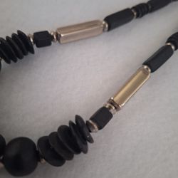 Vintage 1980s Black Wood And Silver Metal Neclace