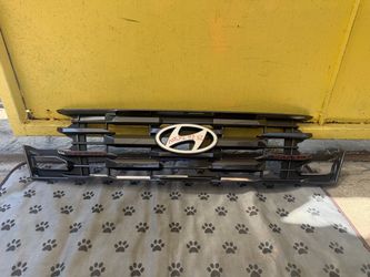 2025-2026 HYUNDAI TUCSON GRILLE OEM