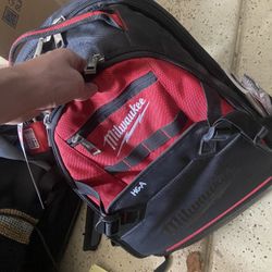 milwaukee tool back pack 