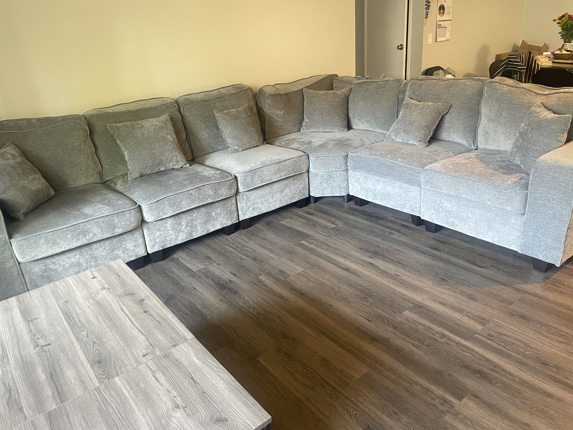 Contemporary Multi Segment 5-6 Seater Couch 