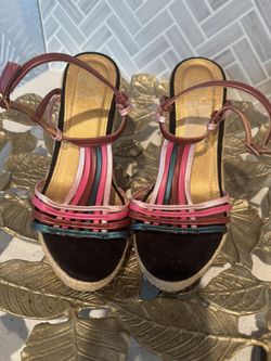 Metallic Multicolor Wedge Sandal Women’s 7.5