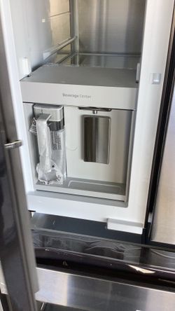 Bespoke refrigerator counter depth