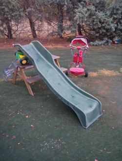 Slide Kids 7 Ft. Long Swing Set - Fort - Tree House Excellent Condition