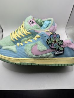 Nike SB Dunk Low