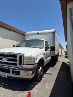Box truck ford f(contact info removed)