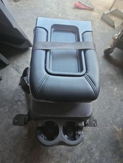 GM JUMP SEAT available charcoal 2006