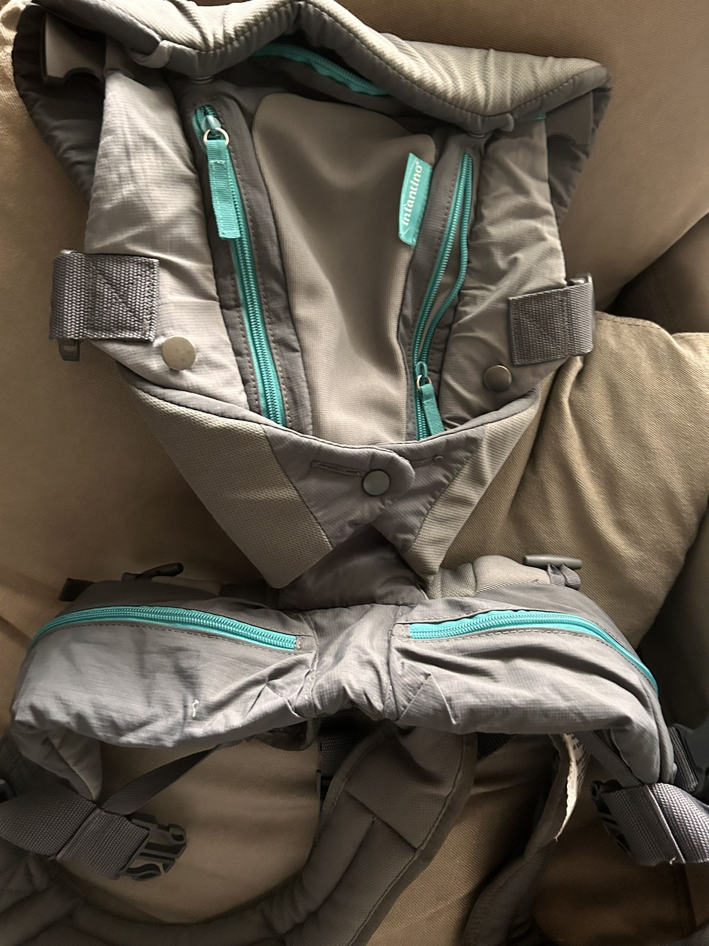 Baby Carrier Infantino