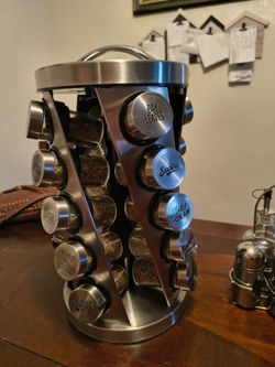 Chrome spice rack with matching salt and pepper plus sugar and oil holders