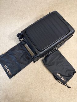 Beis Luggage Travel Small Carry On PRO black