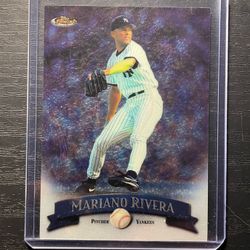 1998 Topps Finest Gloss Mariano Rivera Baseball Card #29