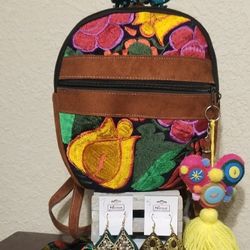 BACKPACK AND ACCESSORIES 