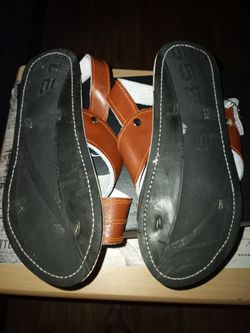 Huarache Size 9 Nuevos 