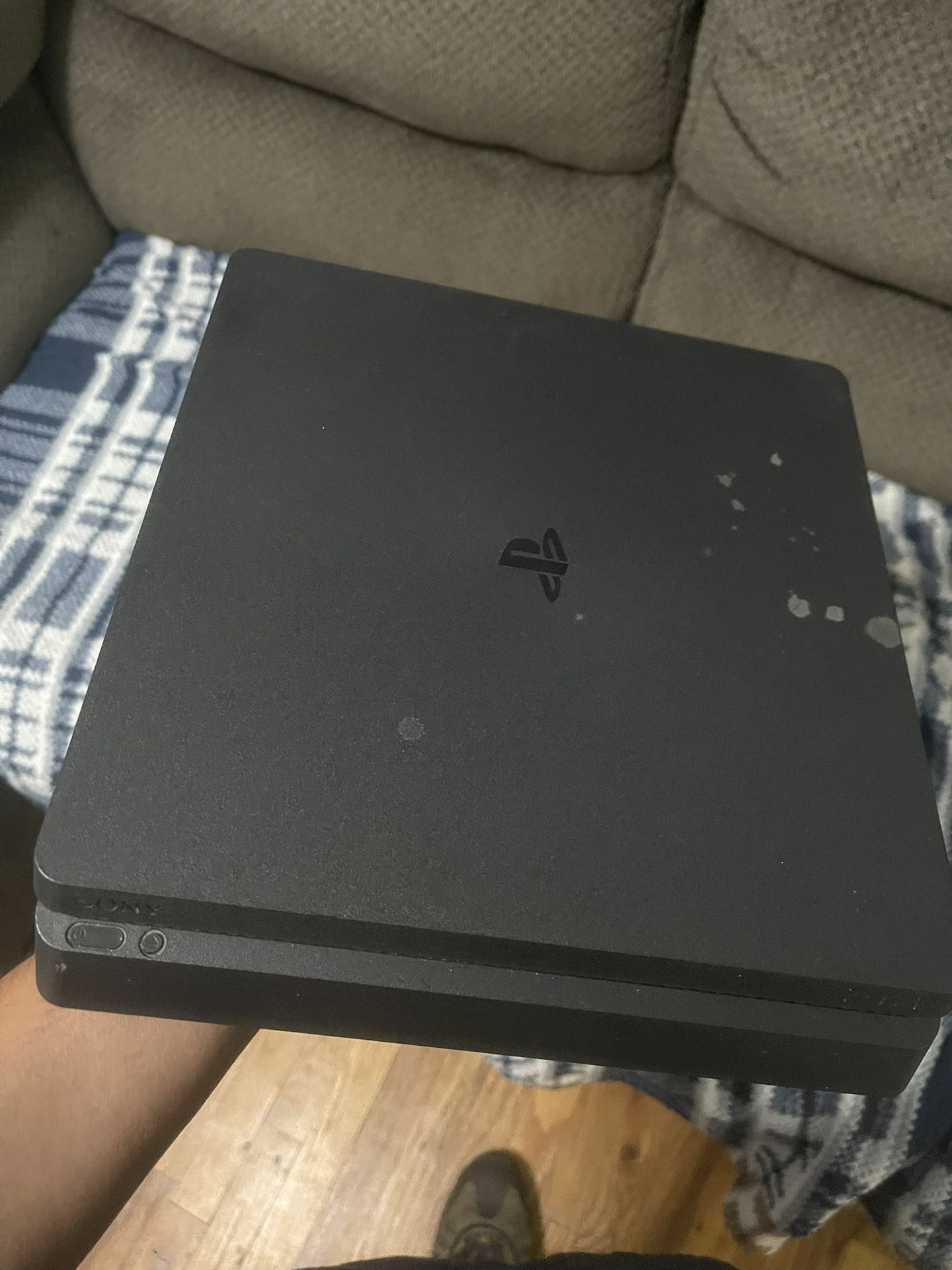 Play Station 4 Slim Black