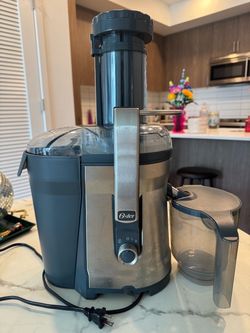 Oster 1000W Juice Extractor 🍊🥕 2-Speed Juicer
