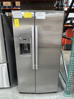GE 36” Fingerprint Resistant Side-by-Side Refrigerator – Stainless Steel