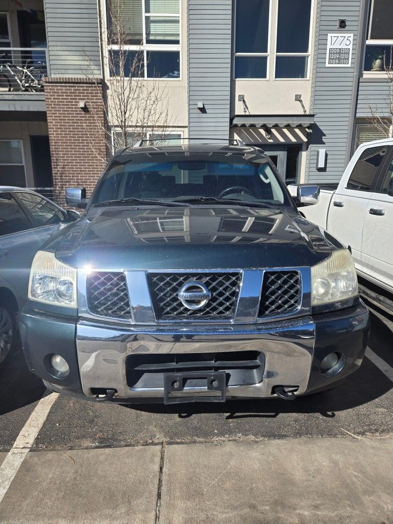 2004 Nissan Armada