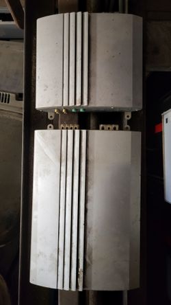 Hollywood Sounds 2 Amplifier set for parts
