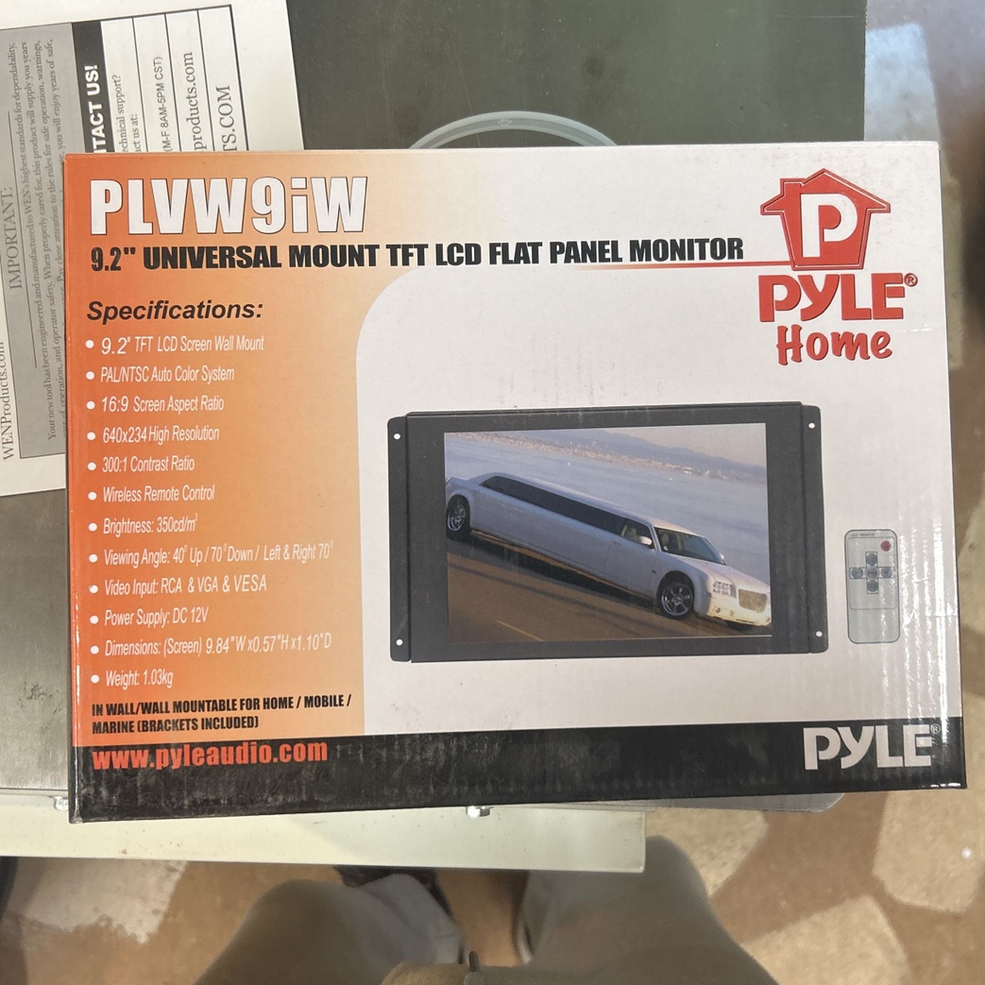 9.2 Universal Mount Taft LCD Flat Panel Monitor