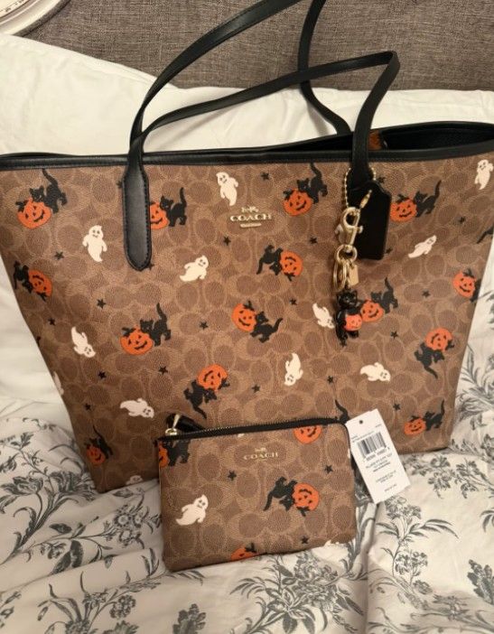 Coach Halloween Print Tote Bag 2024 collection with matching wristlet