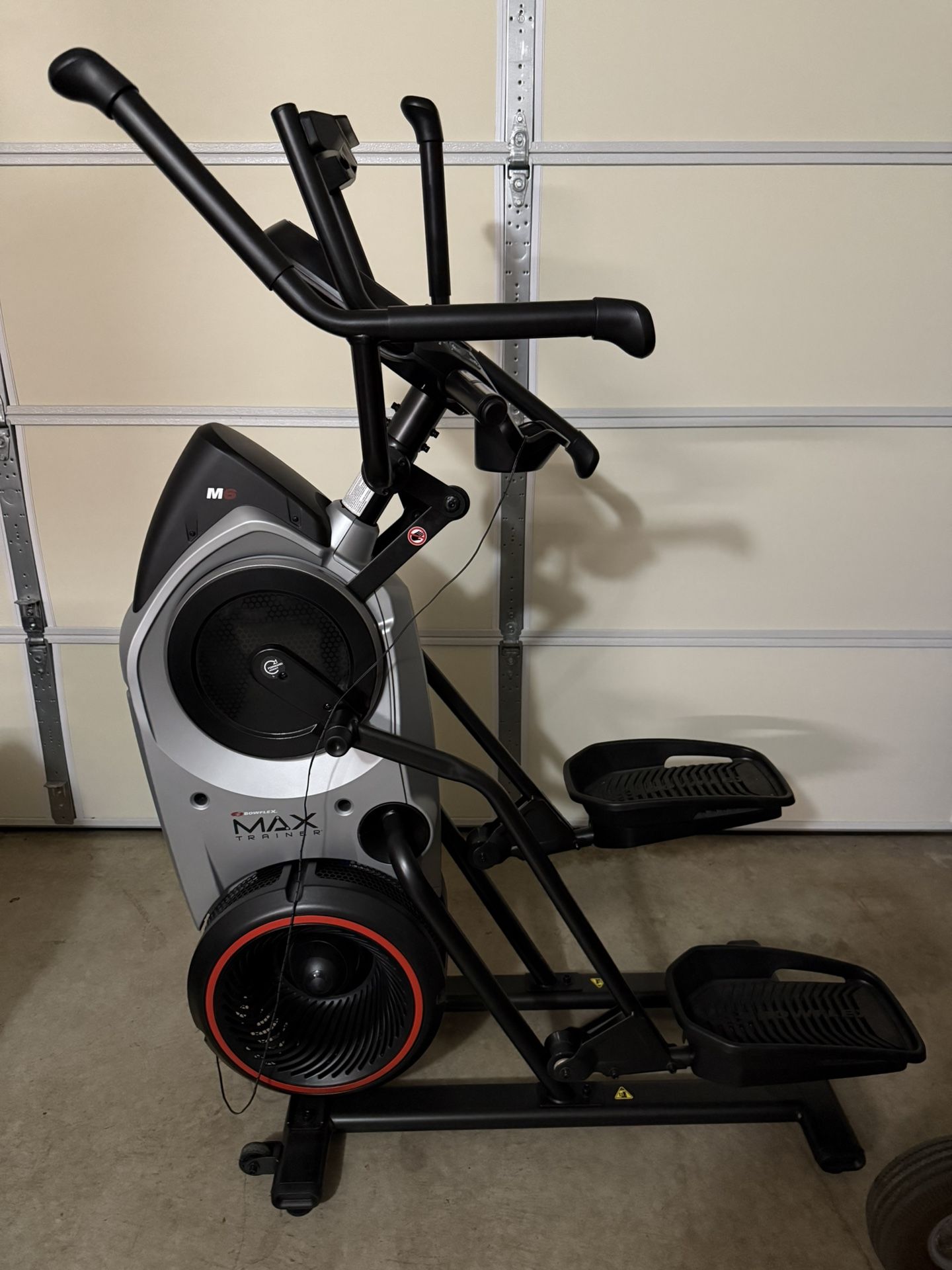 Bowflex Max Trainer M6 Elliptical