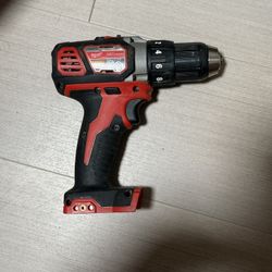 Milwaukee drill driver