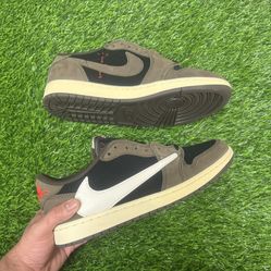 Travis Scott Mochas 