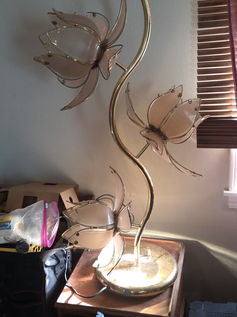 Hollywood Regency 3 Globe Lotus Flower Table Lamp
