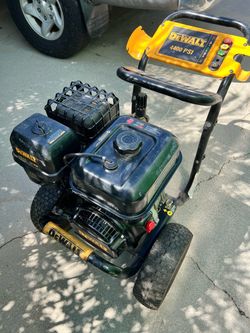 Dewalt 4400 PSI Power Washer