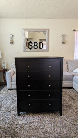BLACK  5 DRAWER WOOD DRESSER