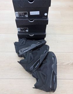 Jordan 4’s Black Cats