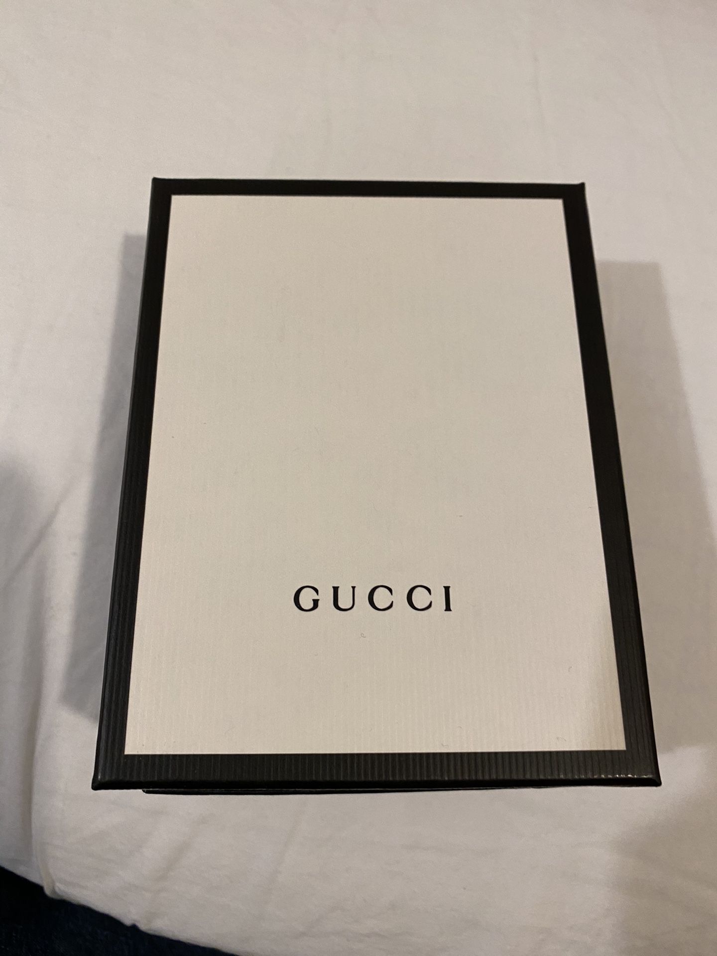 Gucci wallet box only (no wallet included)