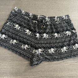 Mudd Shorts Size XL Junior Drawstring Pockets Black/White elephant print