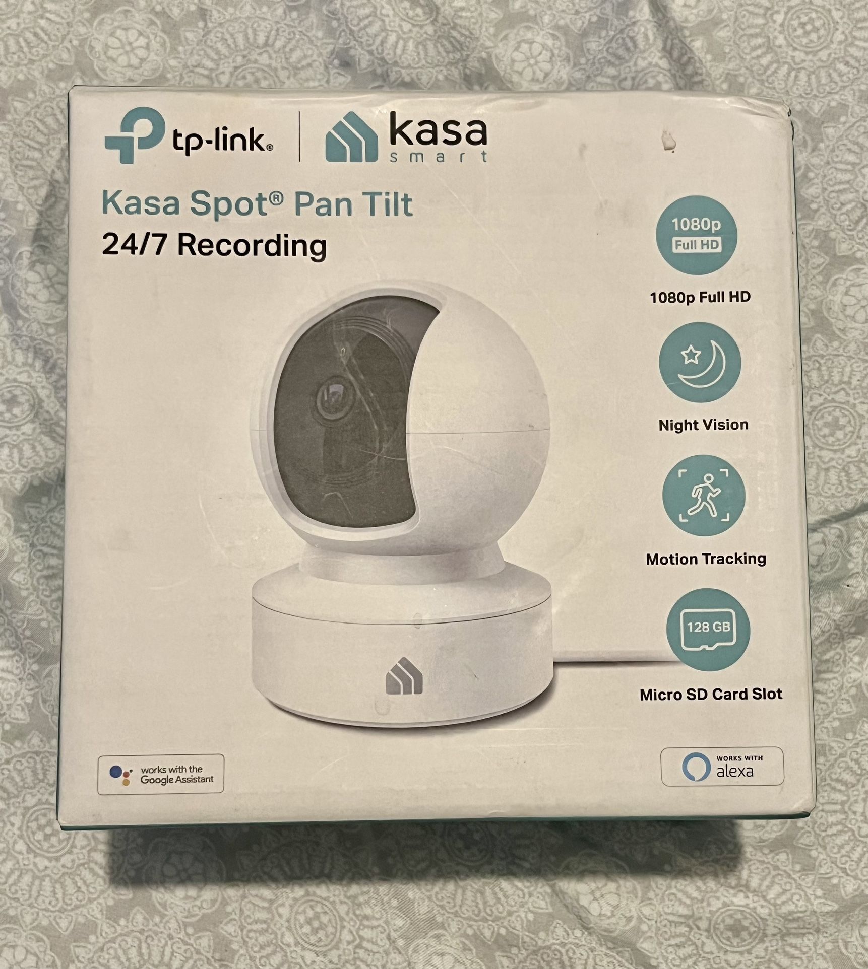 TP-Link Kasa Spot Pan Tilt Model No. KC115 Nearly New