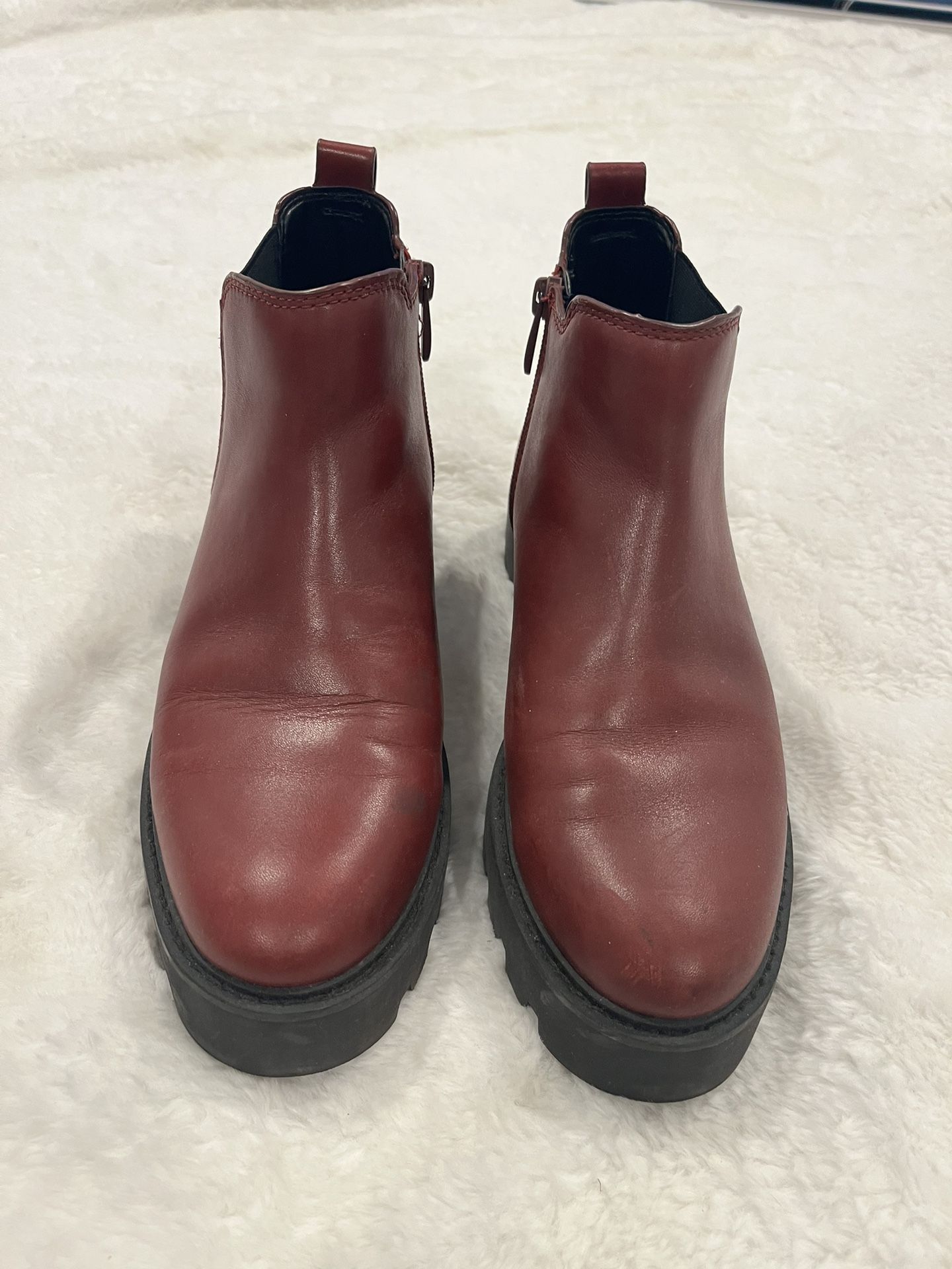 Chelsea Boots Dark Red 8.5