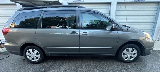 2005 Toyota Sienna