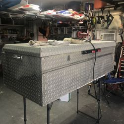 Aluminum Tool Box W/lock