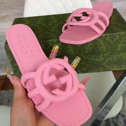 Size 6 Gucci Interlocking G Sandals 