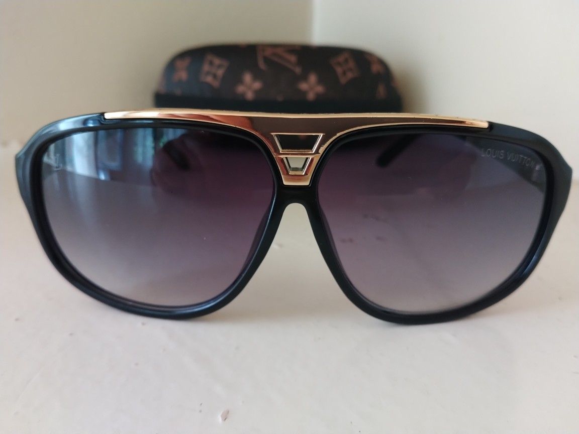 Louis Vuitton Evidence Gold Sunglasses