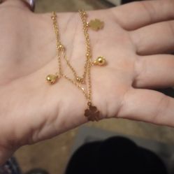 18k Gold Plated Stainless Steel 🍀 Bracelets 