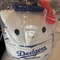 Hello kitty squishmello