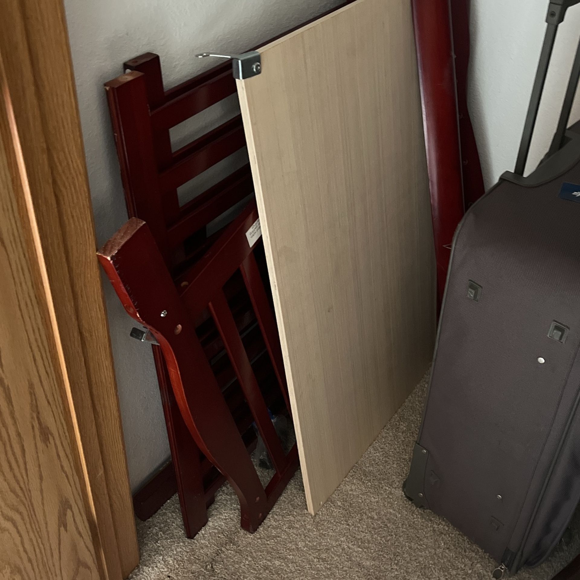 Crib, Has All Hardware