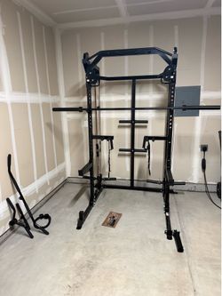 Power rack with cables and other accessories