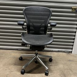 Arron Herman Miller Chair Size B