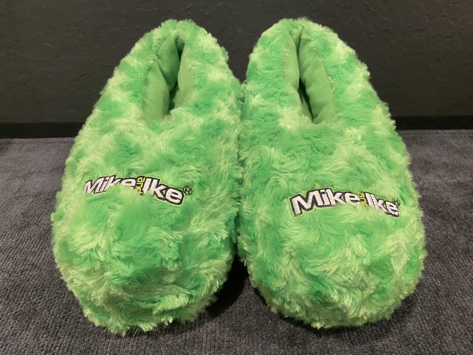 Slippers Size 7