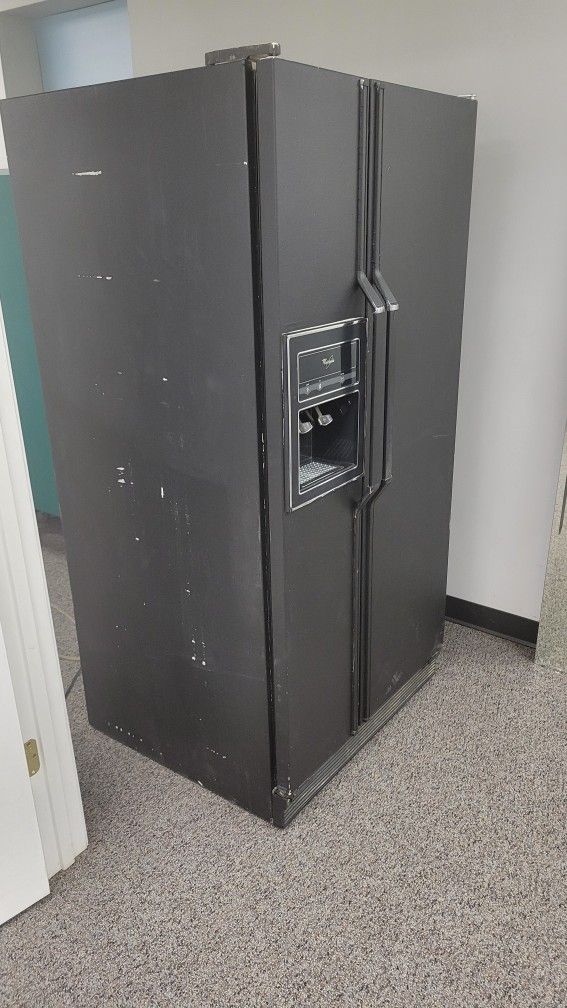 Refrigerator For Sale 