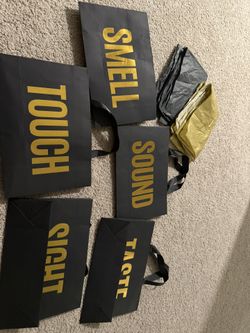Black & Gold Gift Bags – Set of 5 (Touch, Smell, Sound, Sight, Taste)