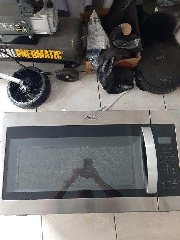 Whirlpool Microwave