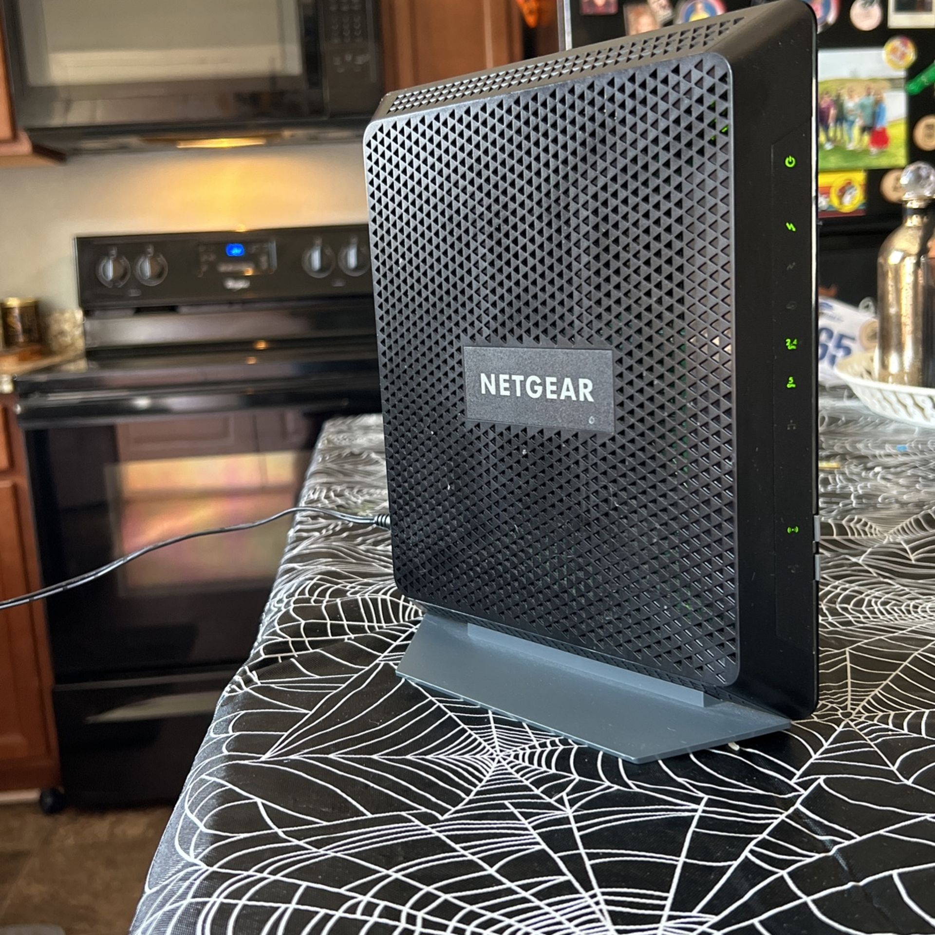 Netgear C7000v2 Cable Wi-Fi Modem Router