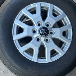Rim  and tires original from 2025 Toyota Tacoma 